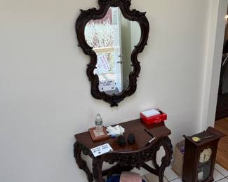 CARVED TABLE & MIRROR