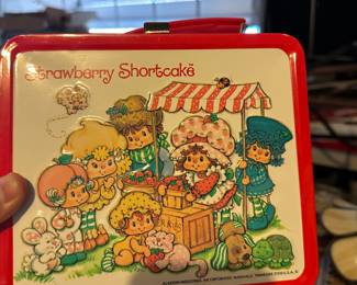 Strawberry shortcake lunchbox with thermos