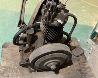 Briggs & Stratton Engine (early 1900’s)