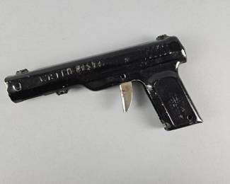 Lot 82 | Vintage Wyandotte Toys #41 Water Pistol