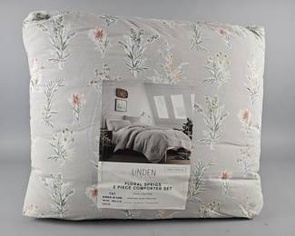 Lot 344 | Linden Street Floral Sprigs 2pc TW Comforter Set
