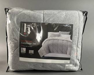 Lot 160 | Home Expressions Comforter Set Twin XL