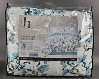 Lot 156 | Home Expressions Full Size Bedding Set