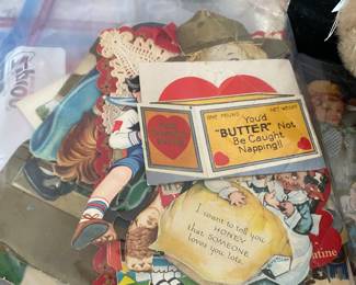 Lots of vintage valentines 