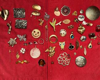 vintage brooches