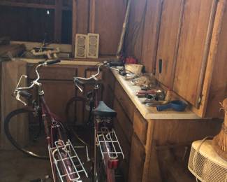 kitchen cabinets, bikes