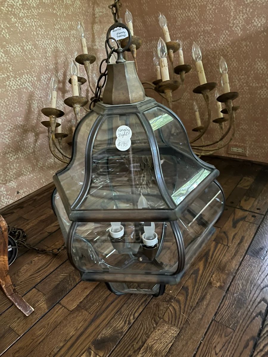 Spectacular La Canada Estate Sale! in La Canada Flintridge, CA starts