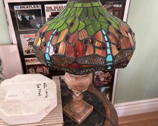 Tiffany Style Dragonfly Stained Glass Table Lamp 