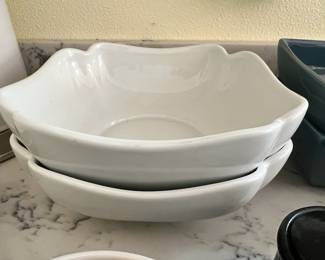 Pair of White Ceramic Salad Bowls with Ruffled Edge