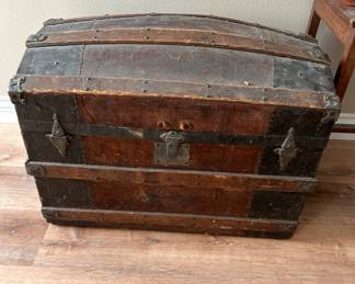 19th Century Victorian Tooled Leather & Oak Dome Top Steamer Trunk 