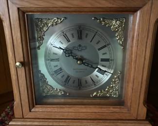  D & A Quartz Westminster Chime Solid Oak Mantle Clock 