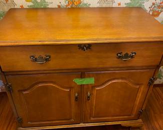 Solid Wood Bar Cabinet with Key