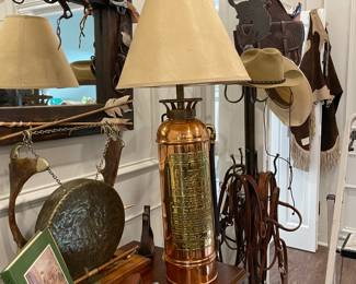 Antique fire extinguisher lamp