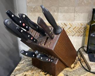 Knife block with an assortment of knives