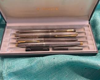 Sterling silver Parker pen set.