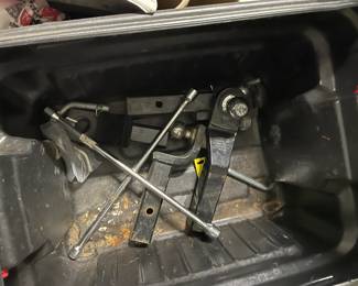 Numerous trailer hitches