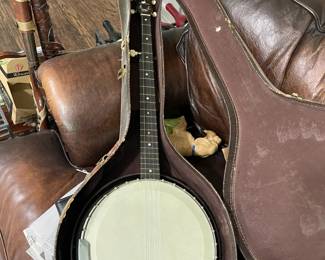 Vintage Harmony Reso-tone banjo