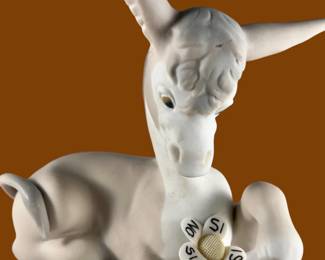 LLADRO 4524 DONKEY IN LOVE VINTAGE COLLECTIBLE