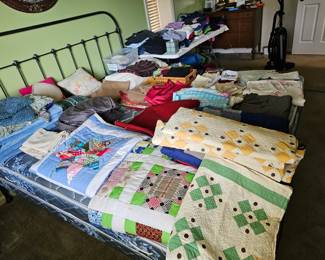 Beautiful quilts and vintage linens