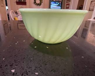 Vintage Fire King Green Jadeite Swirl Oven Ware 9" Mixing Bowl USA - photo does not show the deep color well
