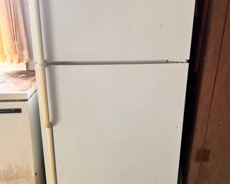 Tall refrigerator very clean works great!