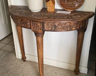 Elephant carved table