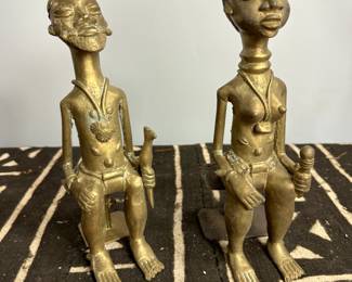 Baule couple-Cote d'Ivoire. Antique old bronze- very heavy.