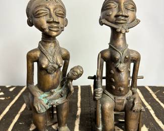 Extremely rare Cameroon couple- Benin Antique BRONZE ( very heavy and tall) KING & Queen with baby.
