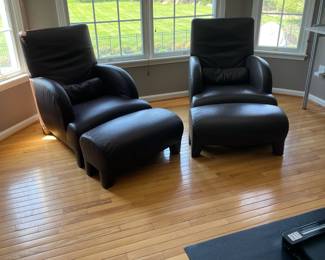 Pair of B & B Italia Leather Lounge Chairs with matching Ottomans