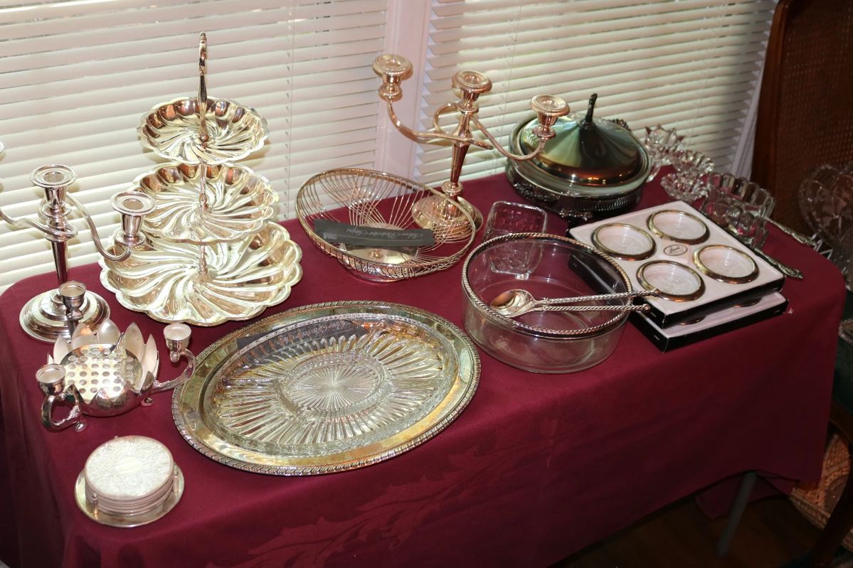 Collierville Estate Sale 50 Off Monday! starts on 4/27/2024