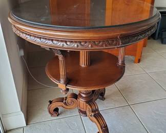 Victorian style rotating table