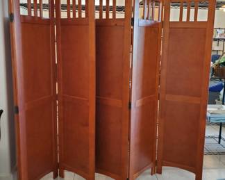 ROOM DIVIDERS 