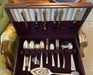 Set of silver flatware 