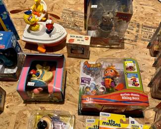 Minions Toy, Sesame Street Toys, Beat Bugs Toy