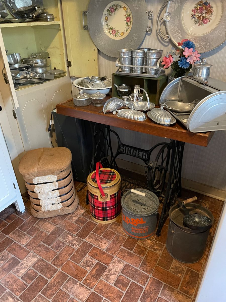 COLLECTORS DREAM THIBODAUX ESTATE SALE starts on 5/2/2024