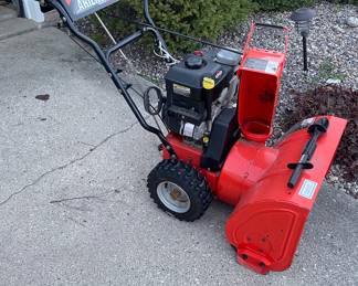 Ariens 7524 Snowblower