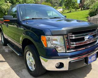 2013 FORD F-150 XLT. DARK blue, VIN: 1FTMF1CM3DFA34151   52k miles.  SUPER CLEAN!  WAS  $19,250.  NOW REDUCED TO $15,608.  (No other discounts apply). A steel at this price !!!