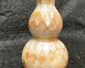 Shell Snuff Bottle