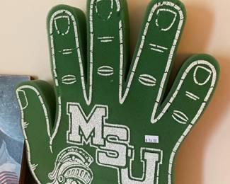 MSU High Five"N" Foam Hand