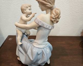 Here's a mint condition Lladro with the original box 