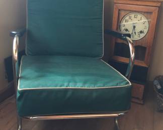 Mid century modern chair
Oak clock 