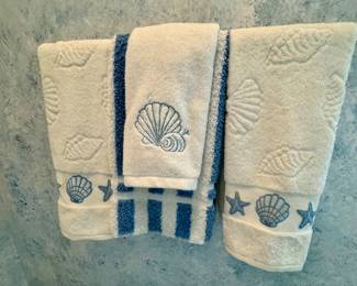 Coastal hand towels