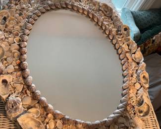 Shell mirror