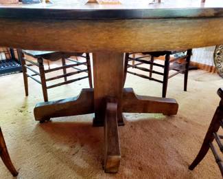 Base of 1900s oak table