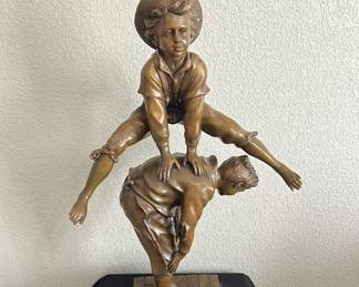 Vintage Bronze Statue of Two Boys Playing Leapfrog, Comparable To David Bromley Sculptures