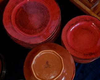 Noemi Ceramiche Dinner 6 Plates , 6 salad plates, 5 bowls ,Red Black Handcrafted Umbria Italy 10.5”  NE14