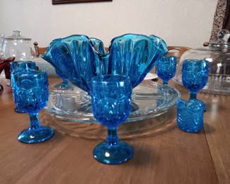 L.E. Smith moon and stars blue cordial glasses;  Handkerchief pedestal bowl.