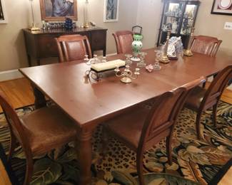 Fancy cabin style table and 6 chairs 