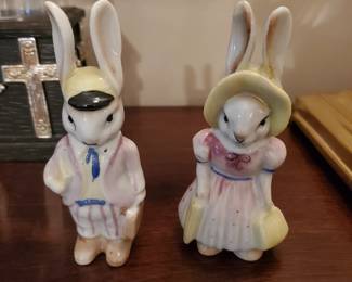 Occupied Japan bunny set