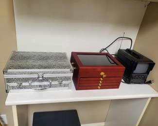 Watch and coin chest